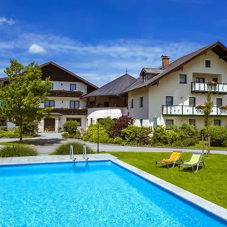 Anna 3* Mondsee